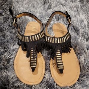 Fringe sandal 7.5